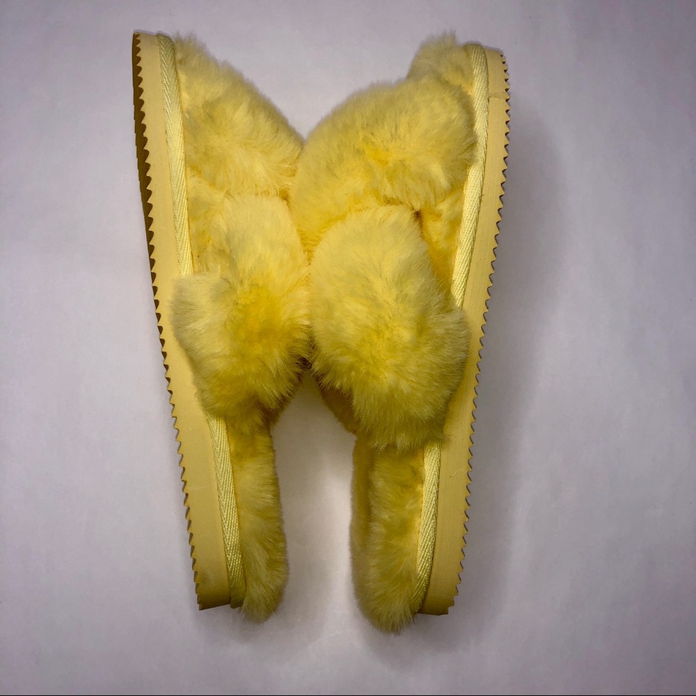 New Michael Kors Yellow Lala Faux Fur Slippers - Picture 7 of 11